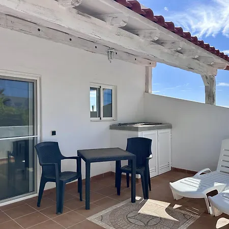 7 Moons C Solo Adultos Apartment *